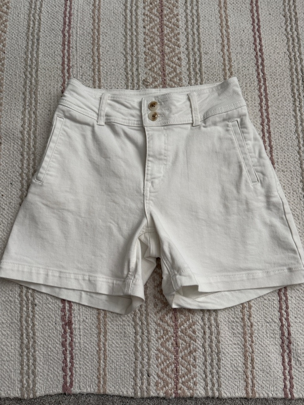 Maurices White High-Waist Casual Shorts